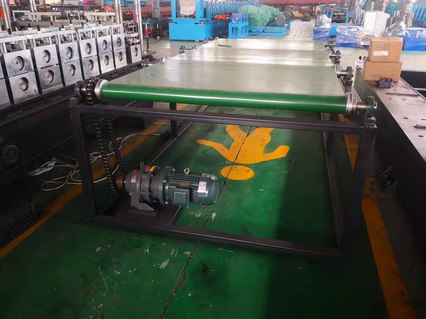 Pass CE and ISO Full Automatic Panel Box Roll Forming Machine One Side Width Adjustment